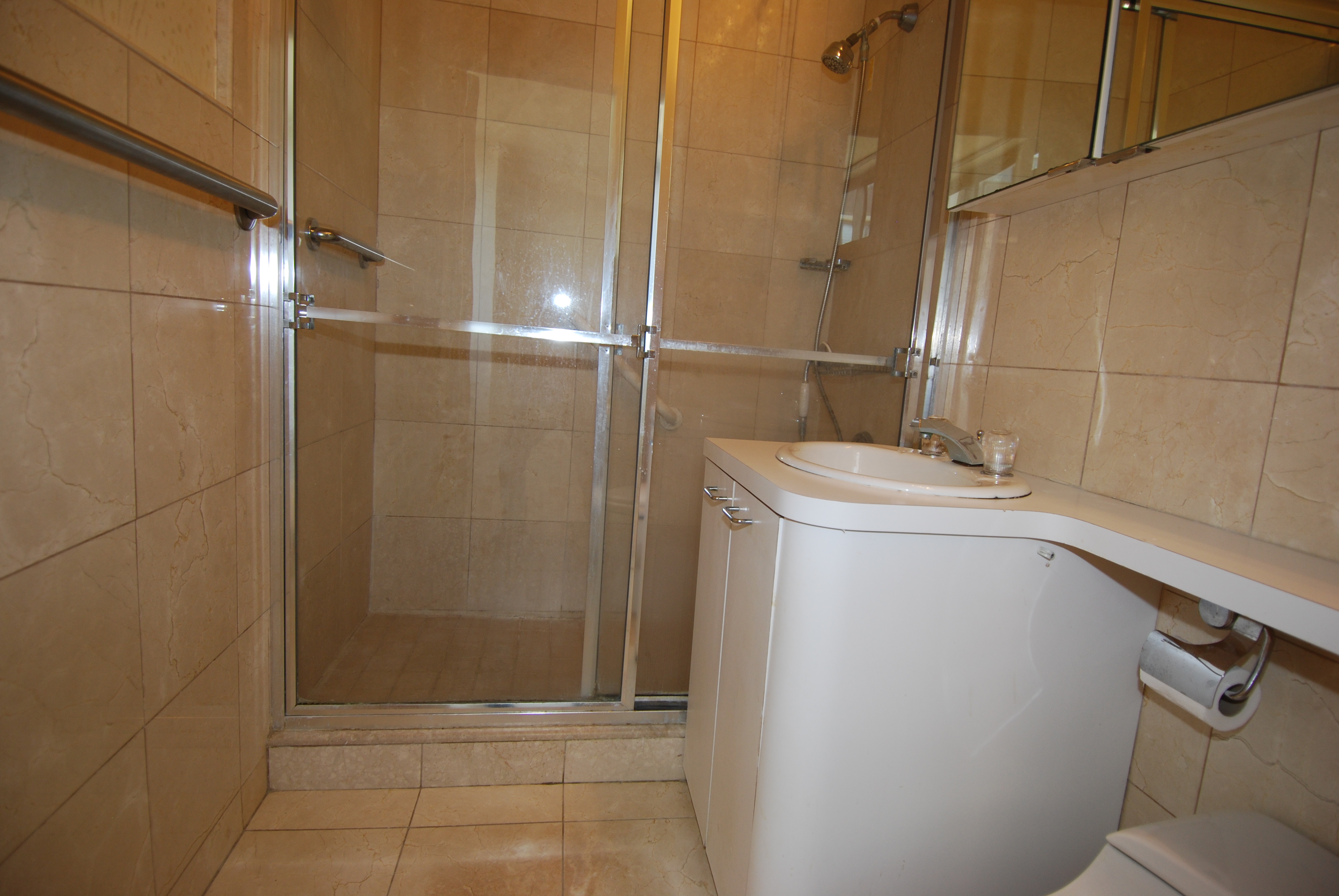 North Shore Towers Apt.