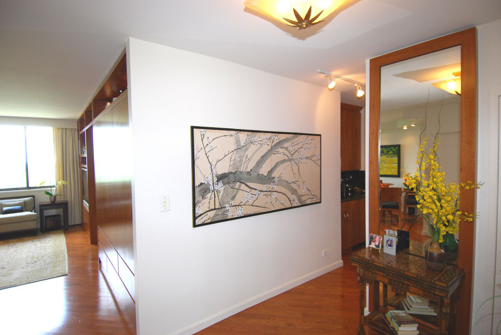 North Shore Towers Apt.