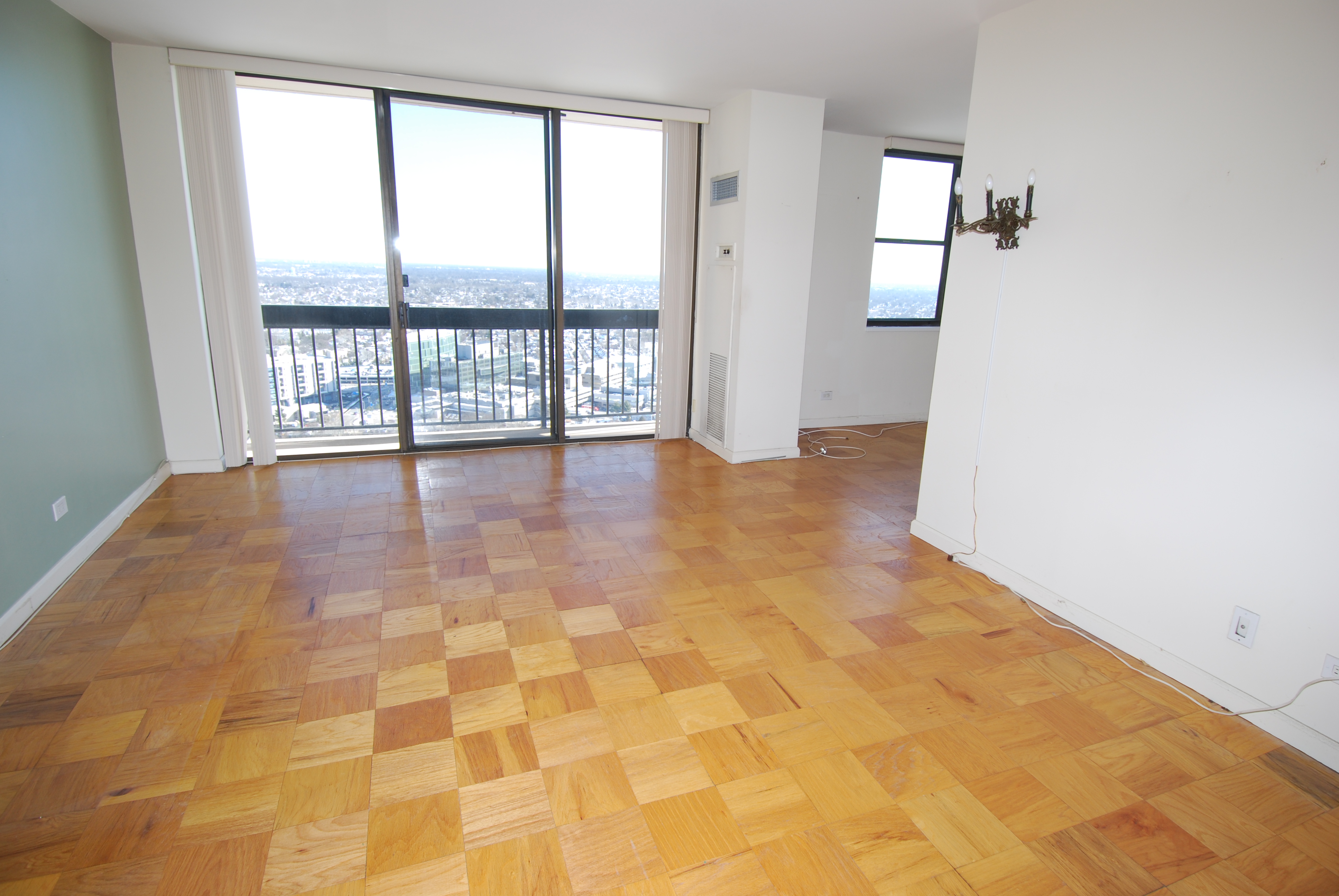 North Shore Towers Apt.