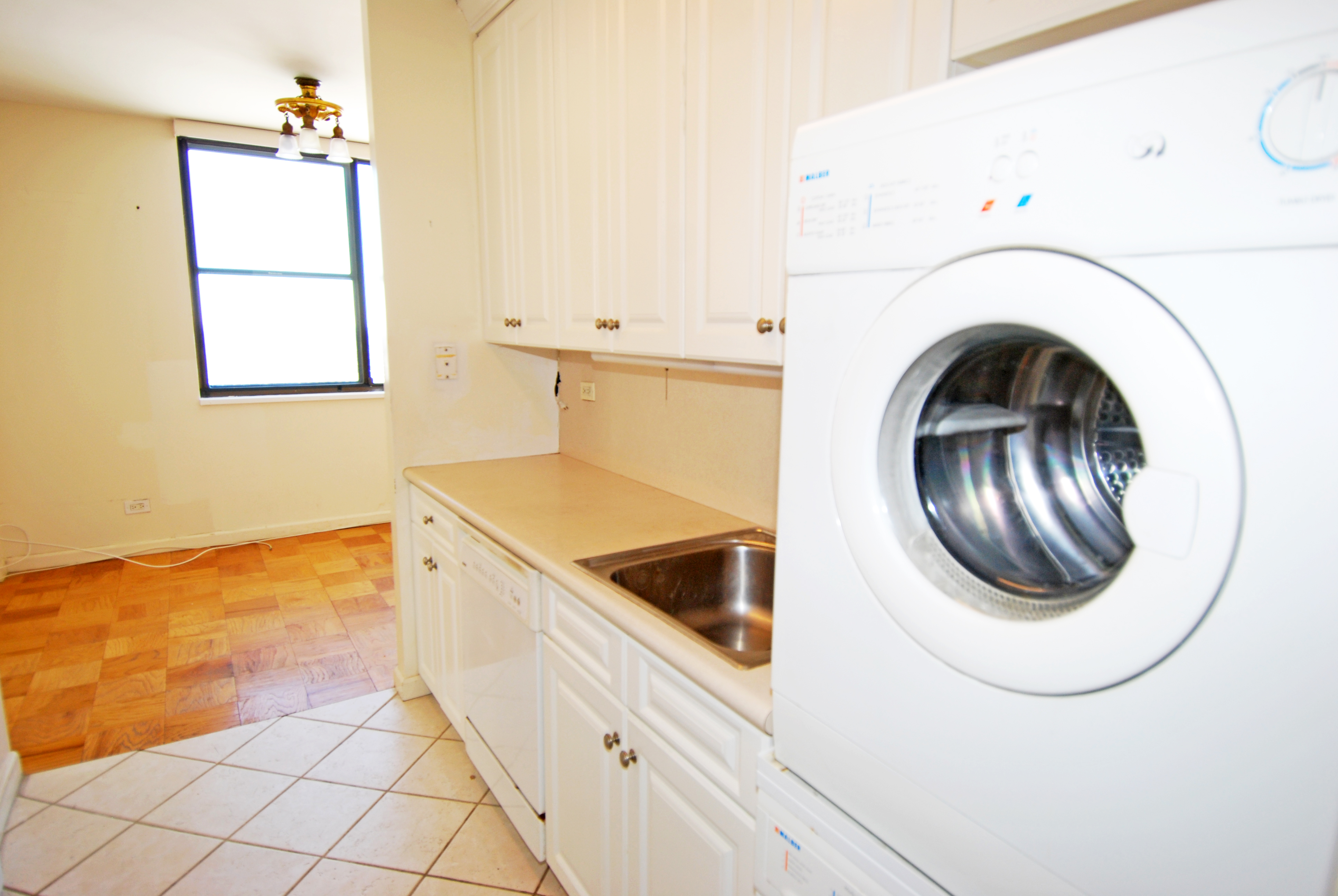 North Shore Towers Apt.