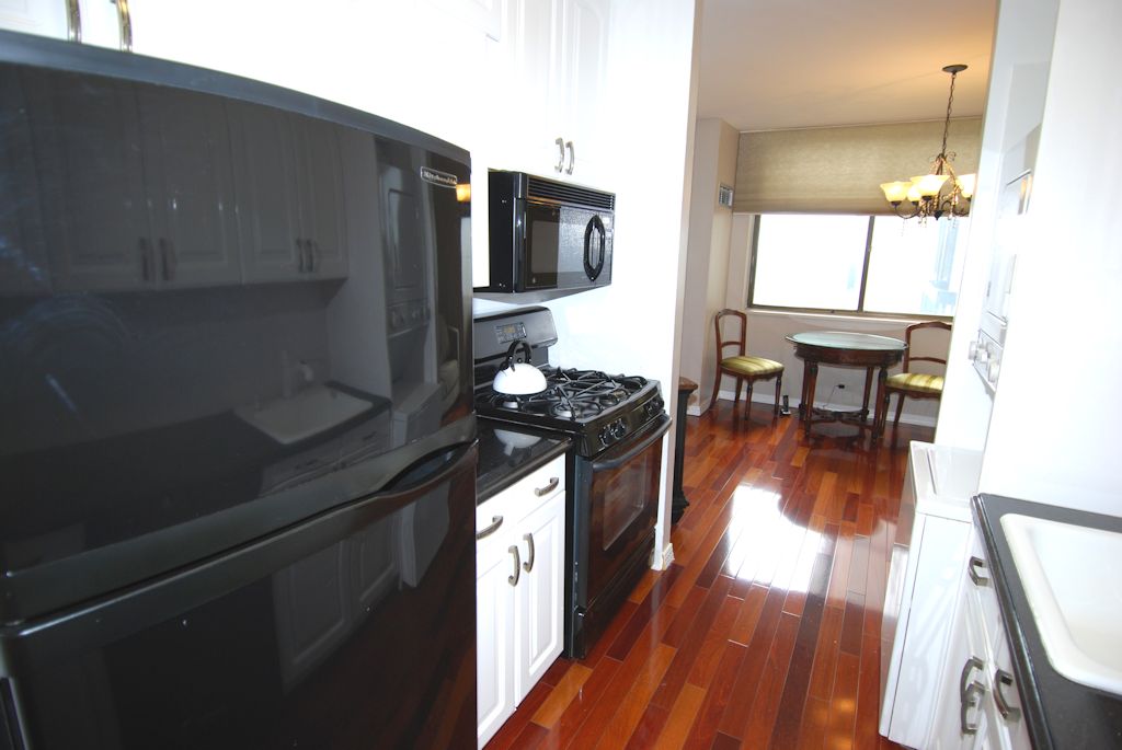 North Shore Towers Apt.