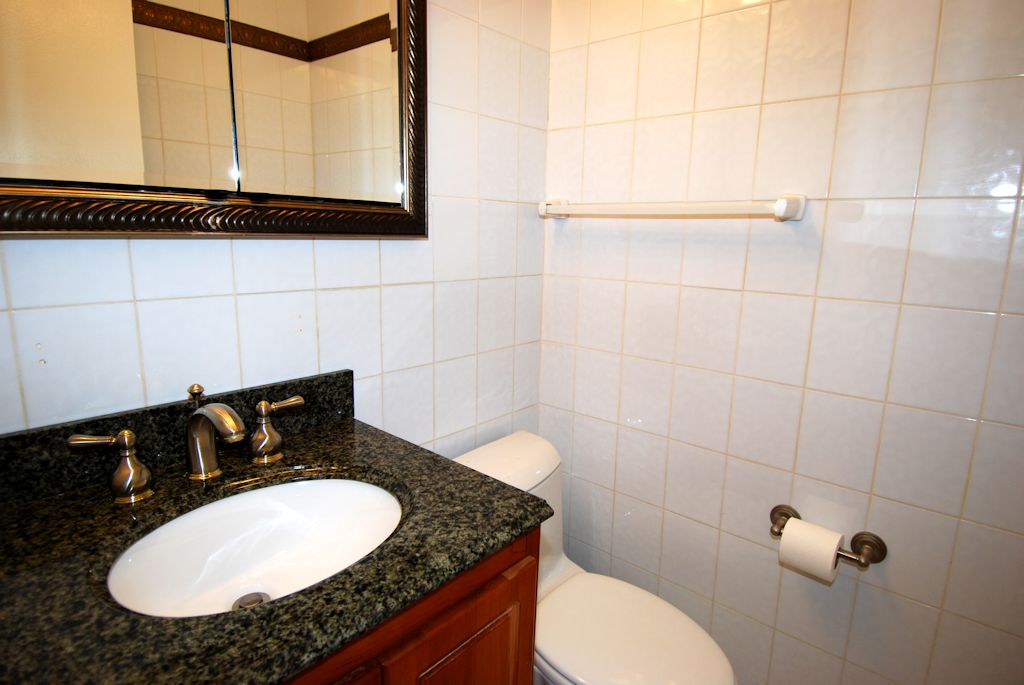 North Shore Towers Apt.