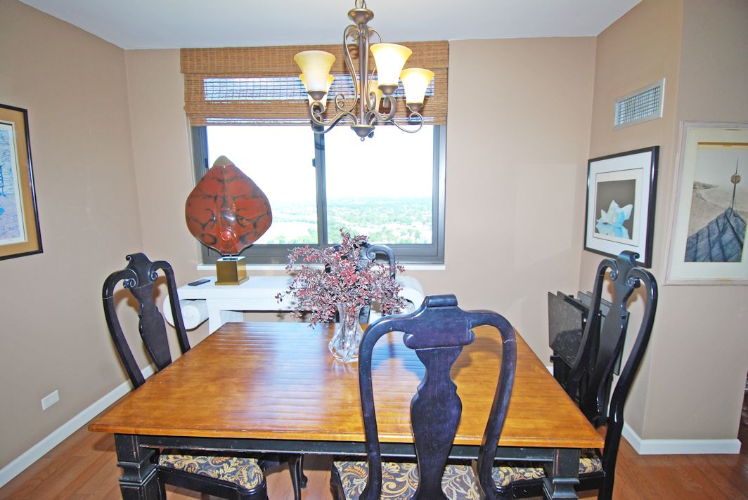 North Shore Towers Apt.