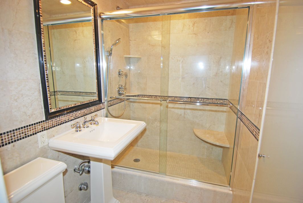 North Shore Towers Apt.