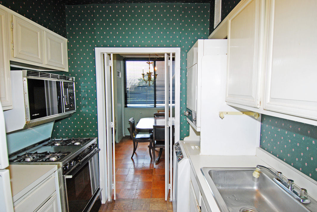 North Shore Towers Apt.