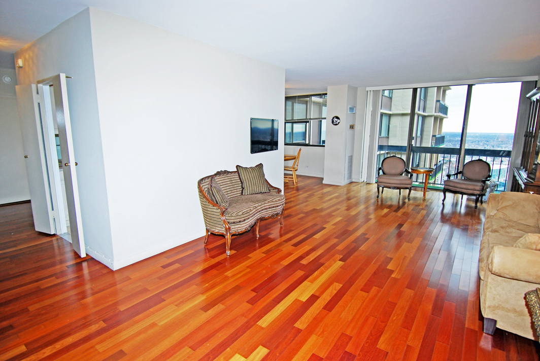 North Shore Towers Apt.