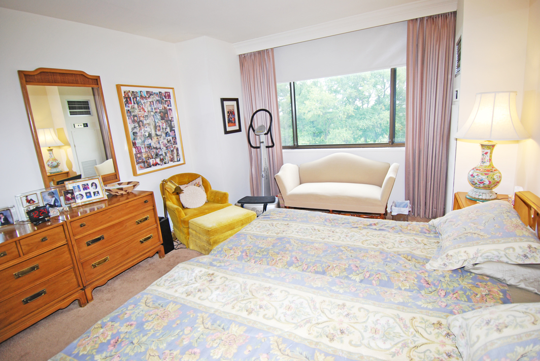 North Shore Towers Apt.