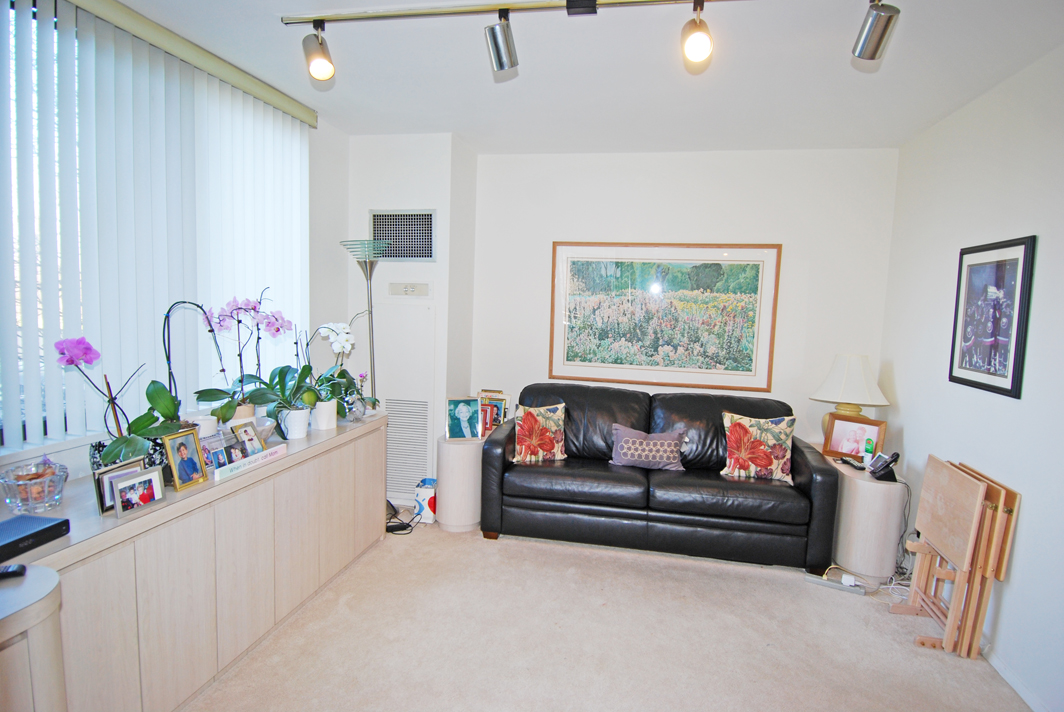 North Shore Towers Apt.