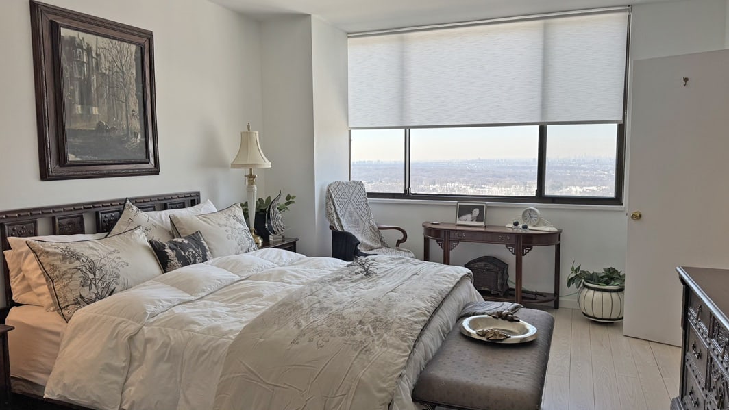 North Shore Towers Apt.