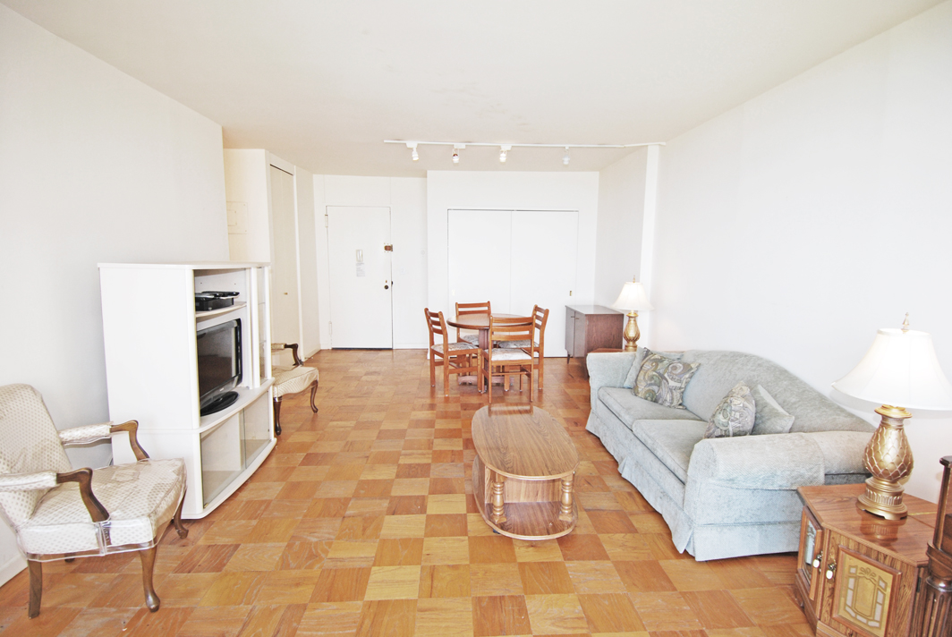 North Shore Towers Apt.