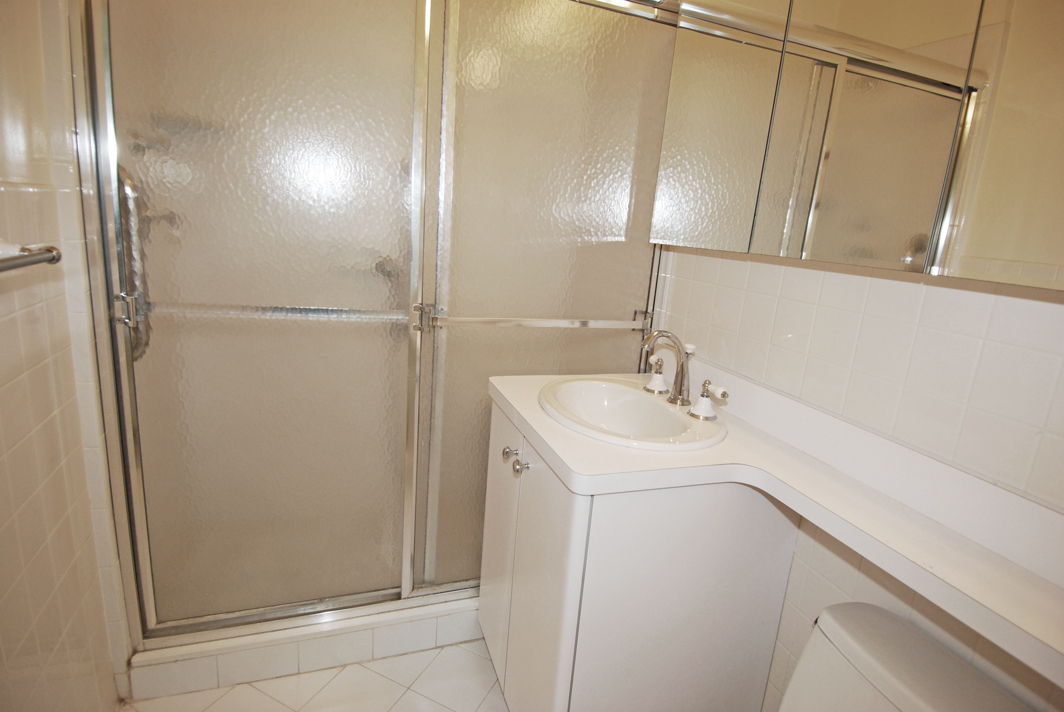 North Shore Towers Apt.