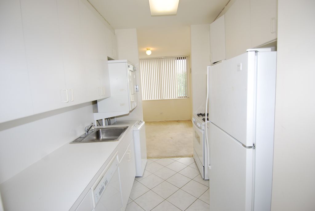 North Shore Towers Apt.