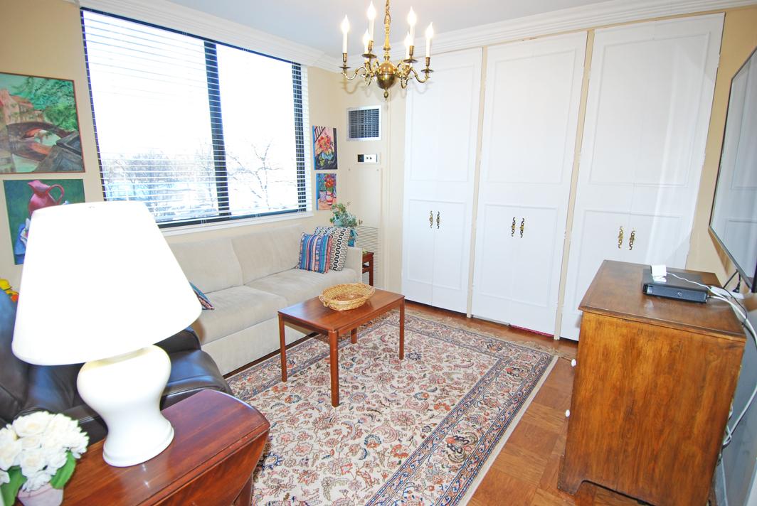 North Shore Towers Apt.