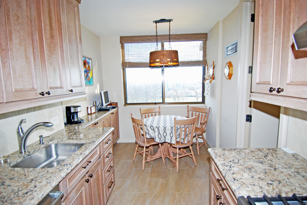 North Shore Towers Apt.