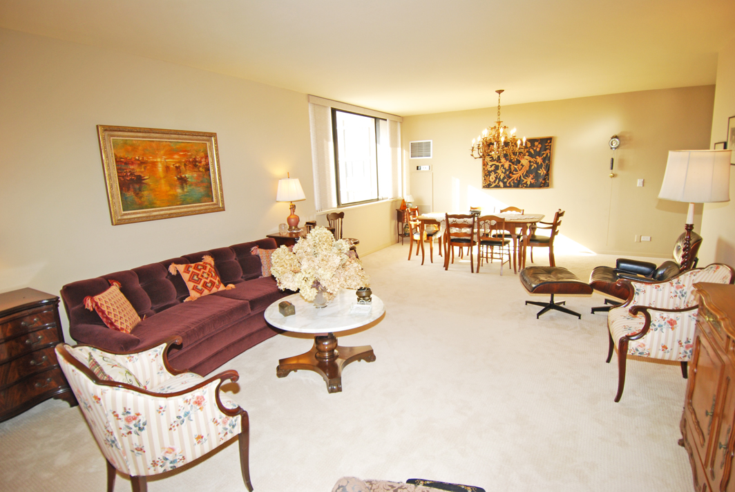 North Shore Towers Apt.