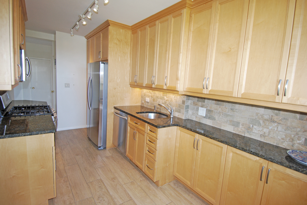 North Shore Towers Apt.