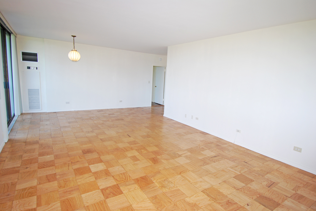 North Shore Towers Apt.