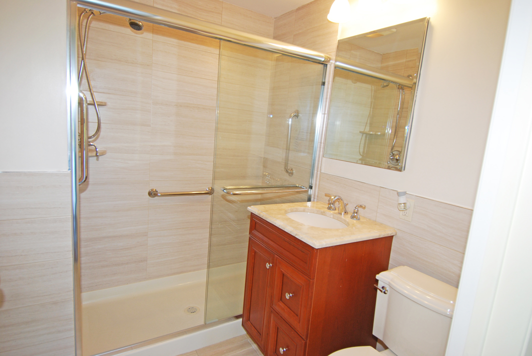 North Shore Towers Apt.