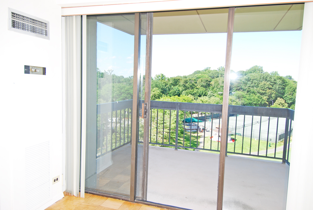 North Shore Towers Apt.