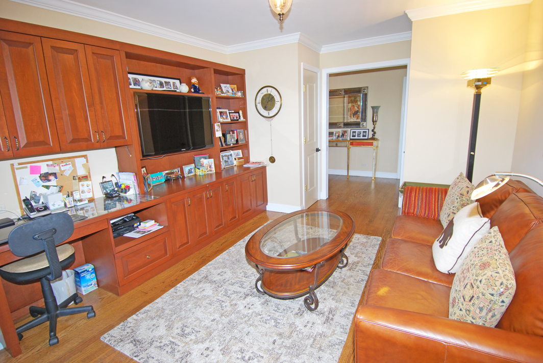 North Shore Towers Apt.