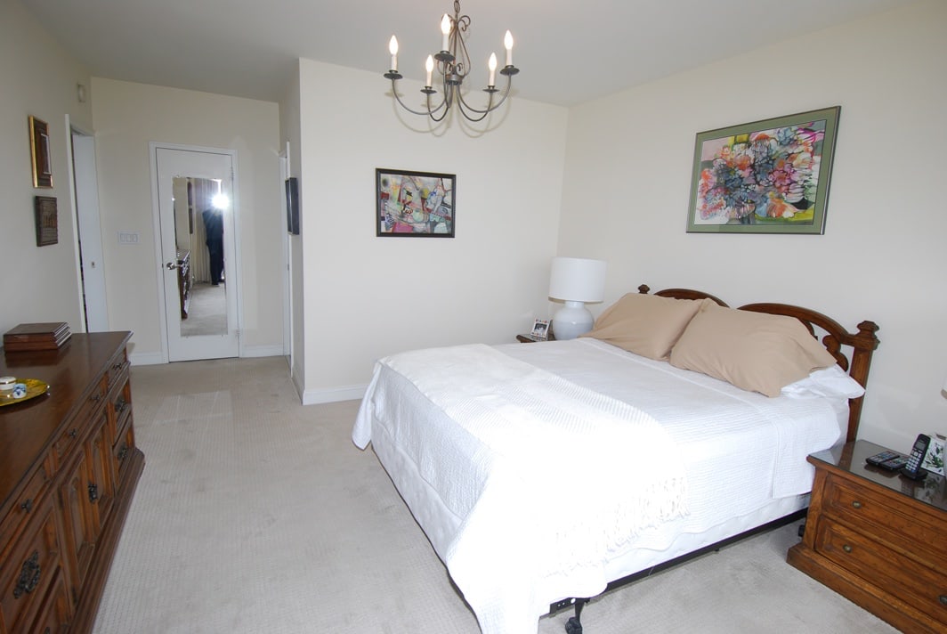 North Shore Towers Apt.