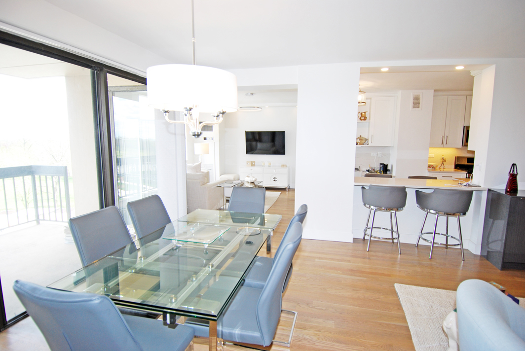 North Shore Towers Apt.