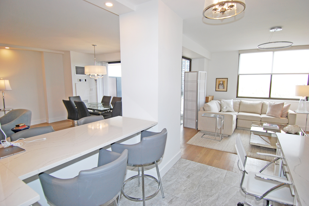 North Shore Towers Apt.