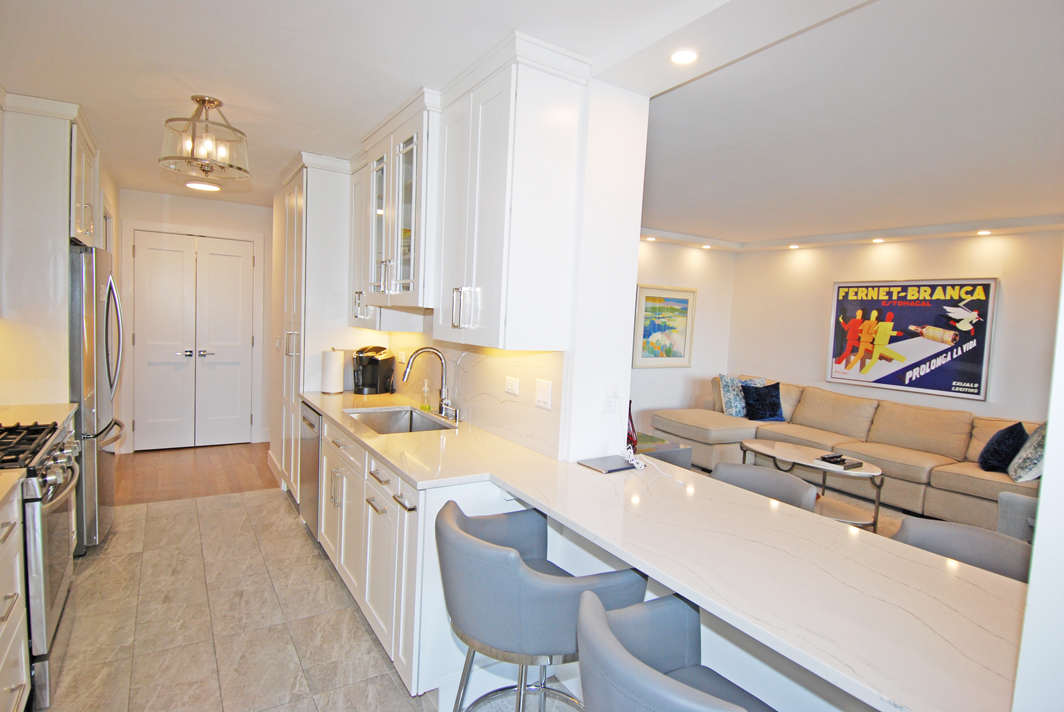 North Shore Towers Apt.