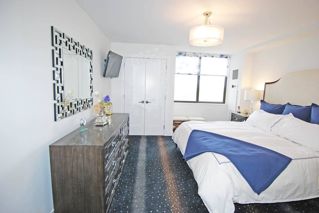 North Shore Towers Apt.