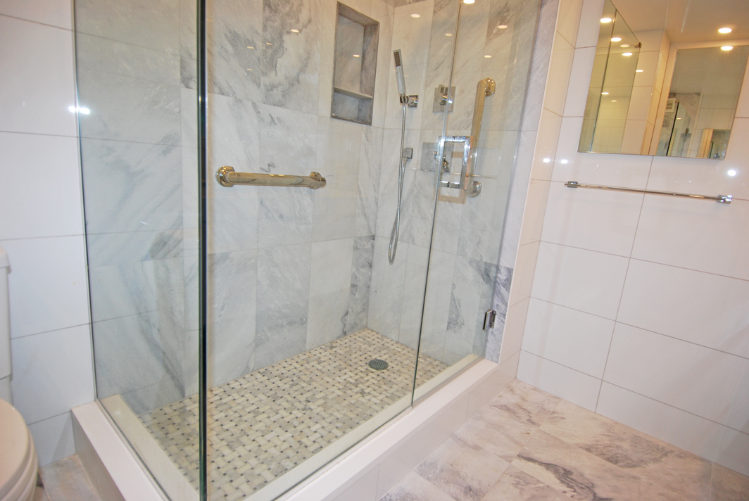 North Shore Towers Apt.