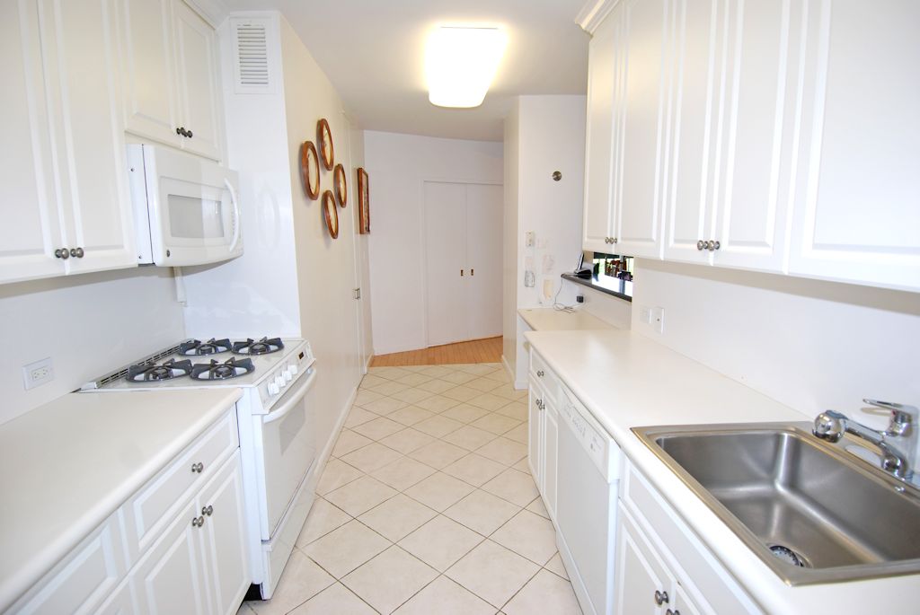 North Shore Towers Apt.