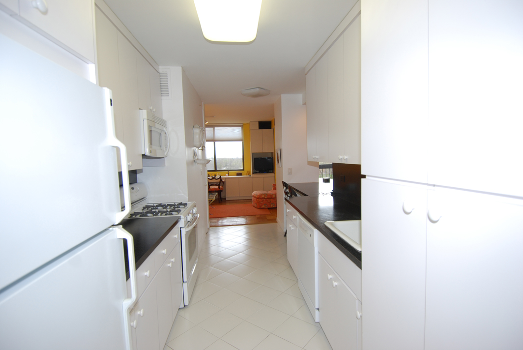 North Shore Towers Apt.