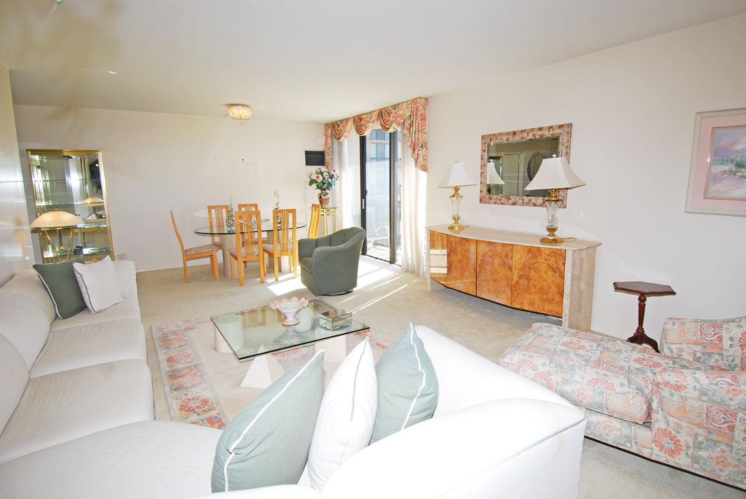 North Shore Towers Apt.