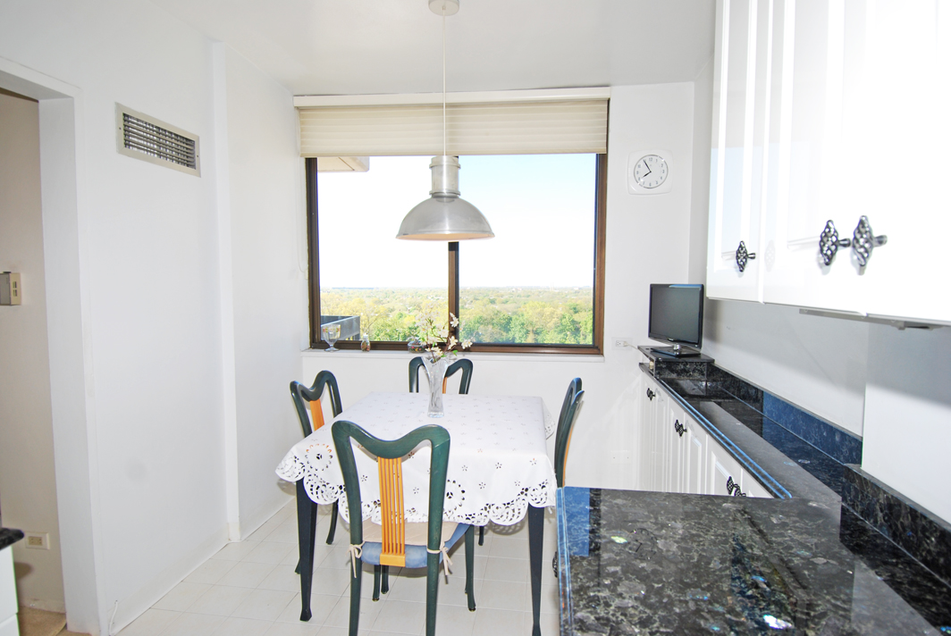 North Shore Towers Apt.