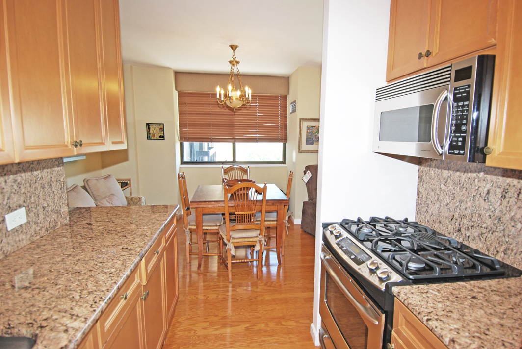 North Shore Towers Apt.