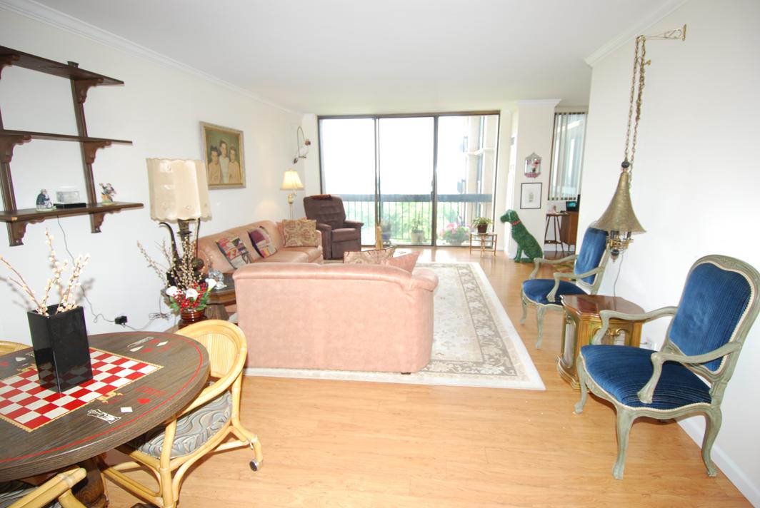 North Shore Towers Apt. 