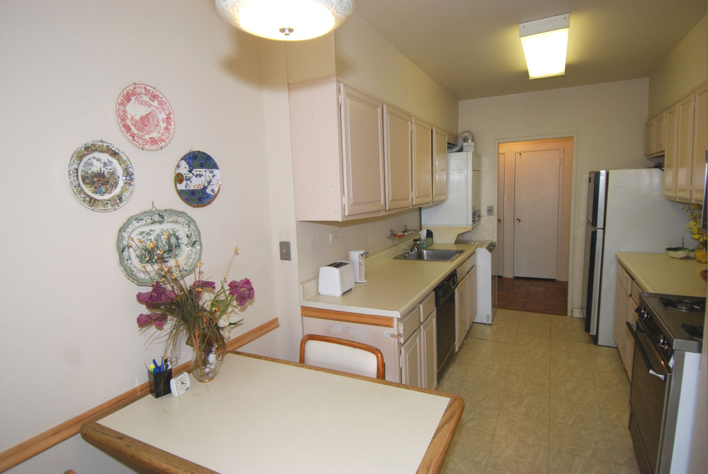 north shore towers apartment