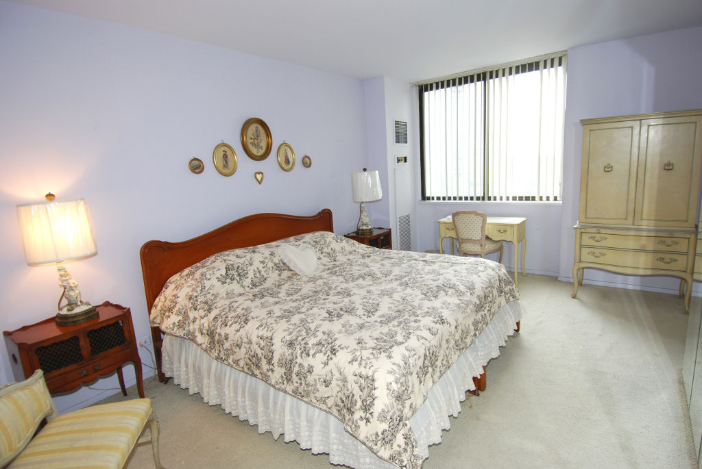 north shore towers apartment