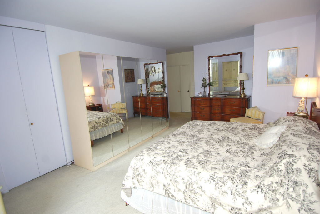 north shore towers apartment