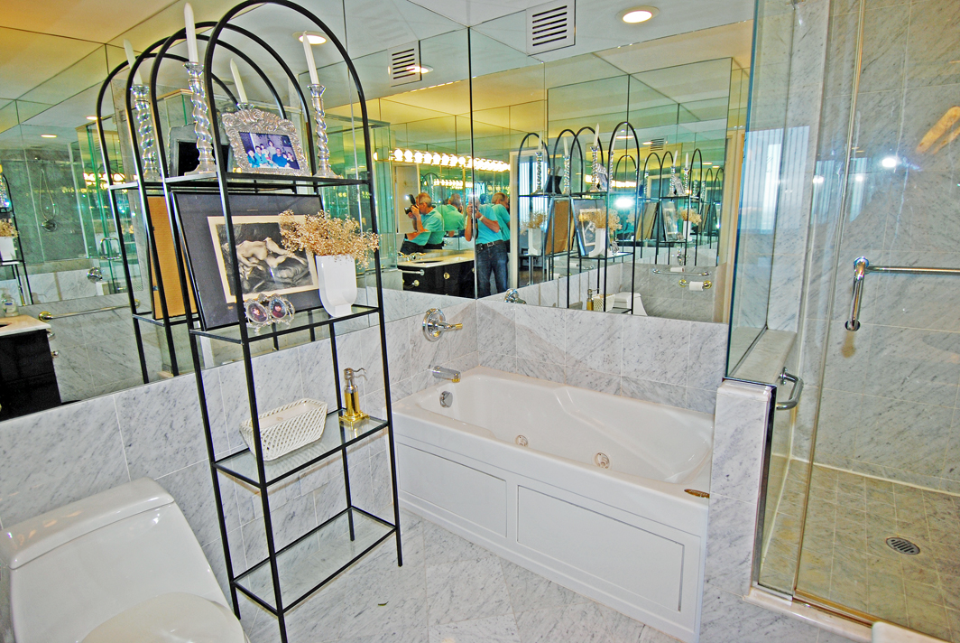 North Shore Towers Apt.