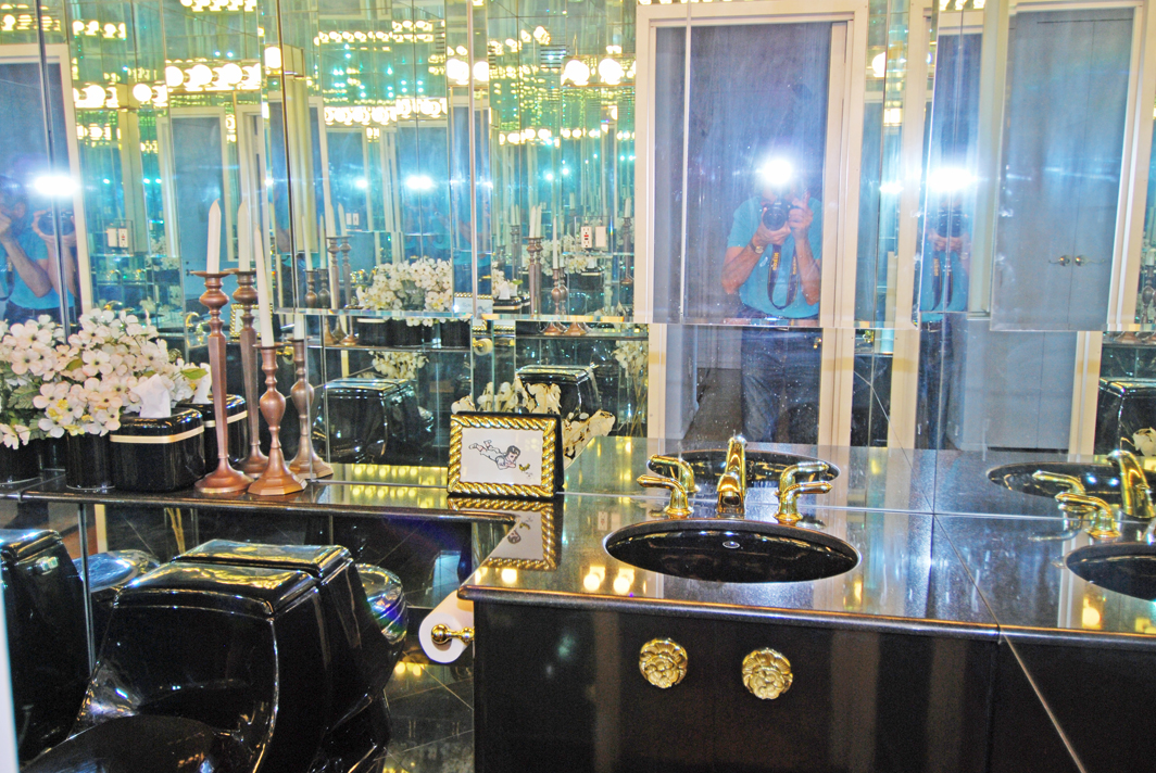 North Shore Towers Apt.