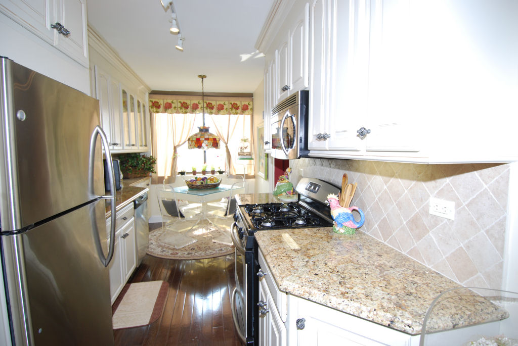 North Shore Towers Apt.