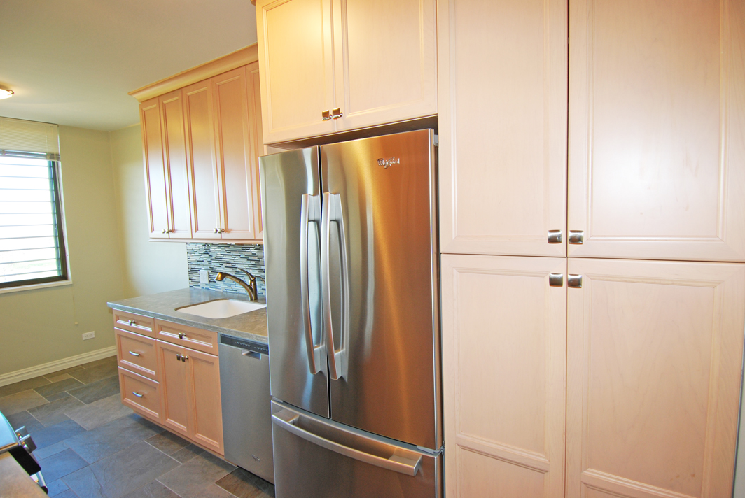 North Shore Towers Apt.