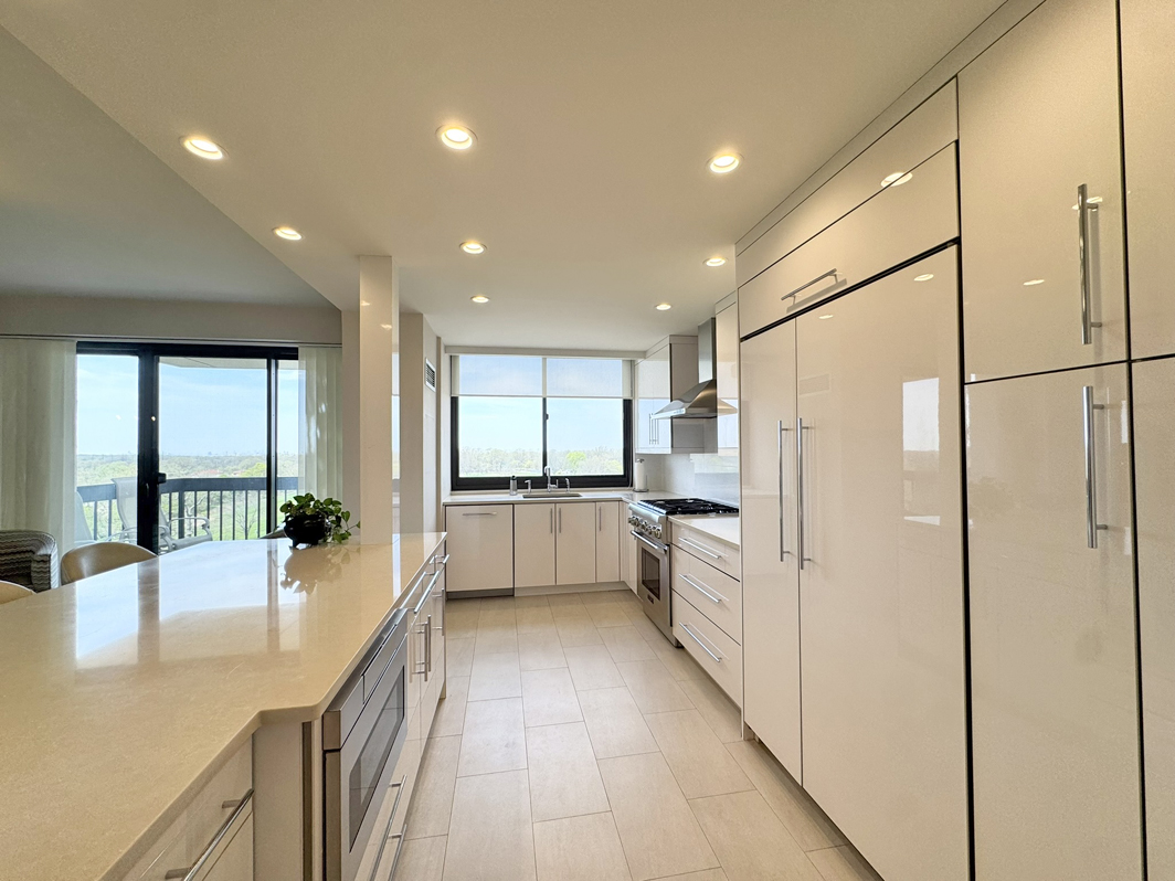 North Shore Towers Apt.