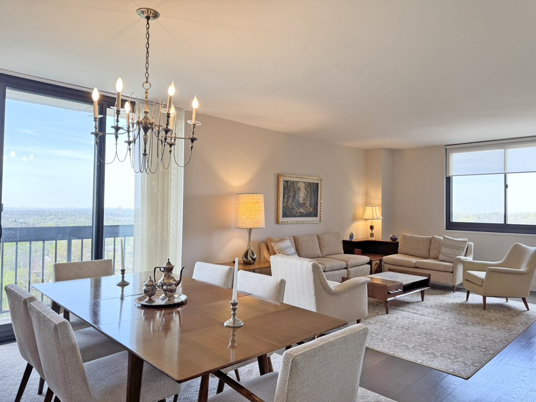 North Shore Towers Apt.