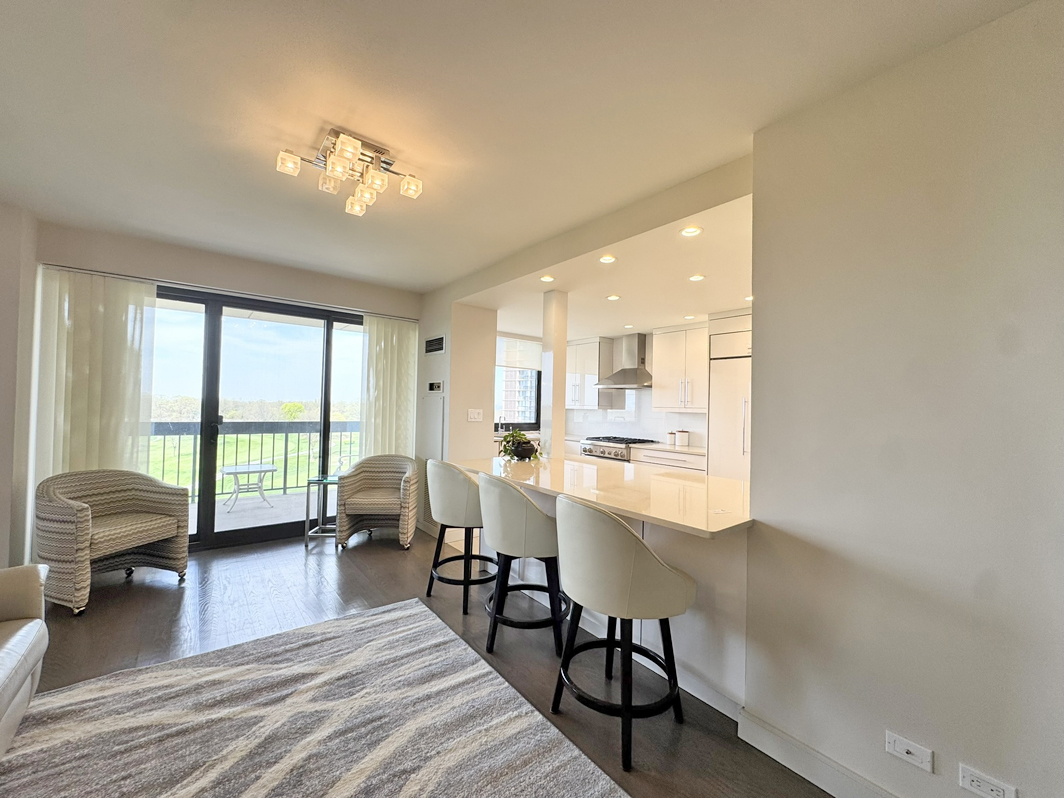 North Shore Towers Apt.