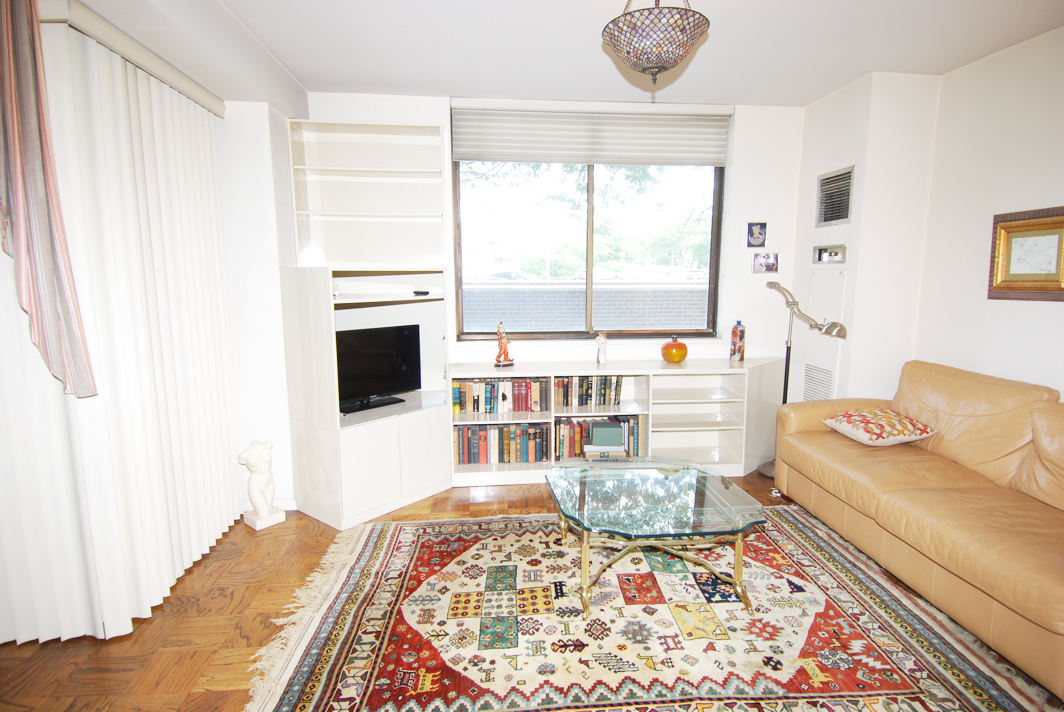 North Shore Towers Apt.