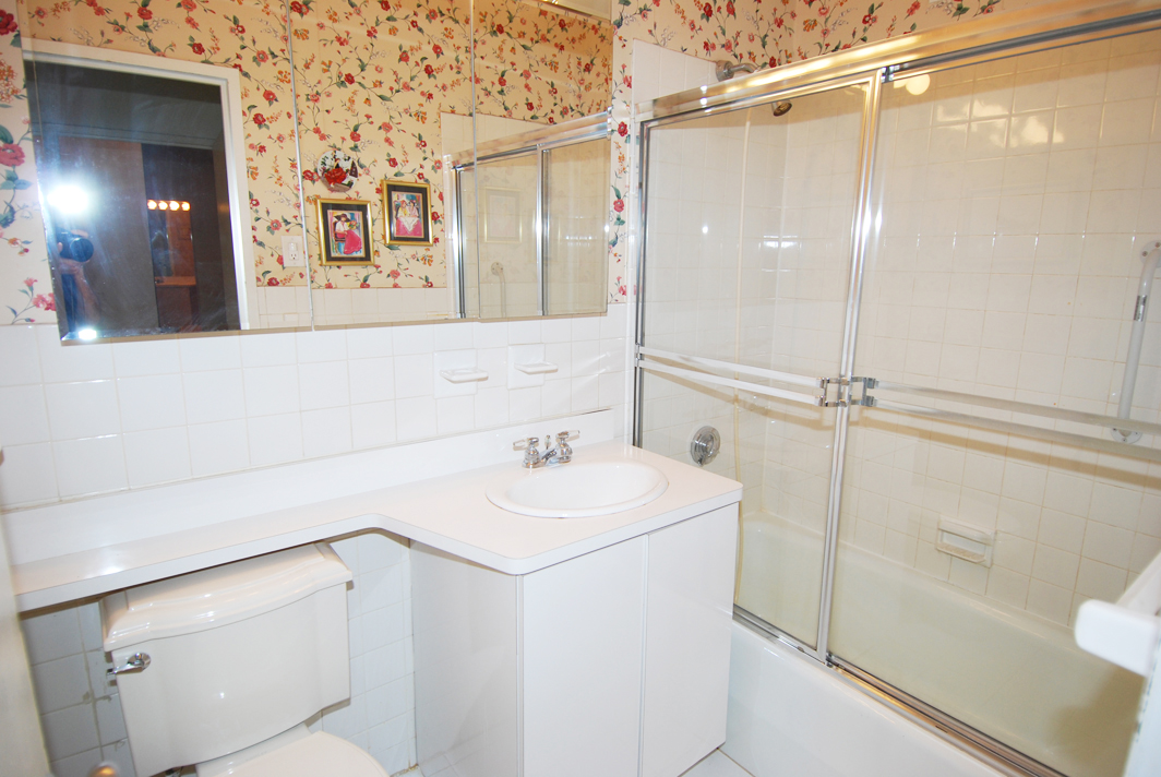 North Shore Towers Apt.