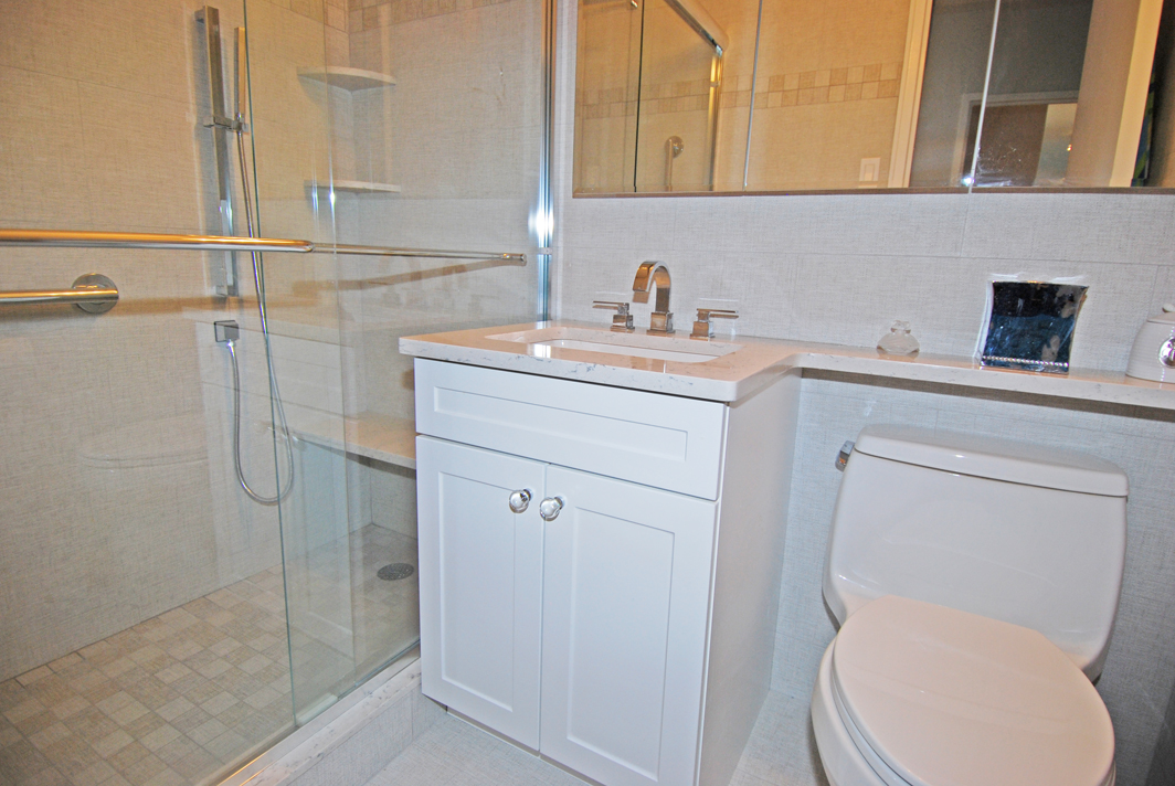 North Shore Towers Apt.