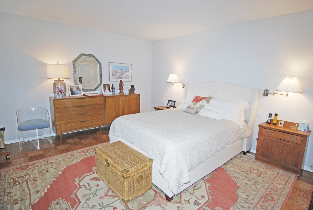 North Shore Towers Apt.